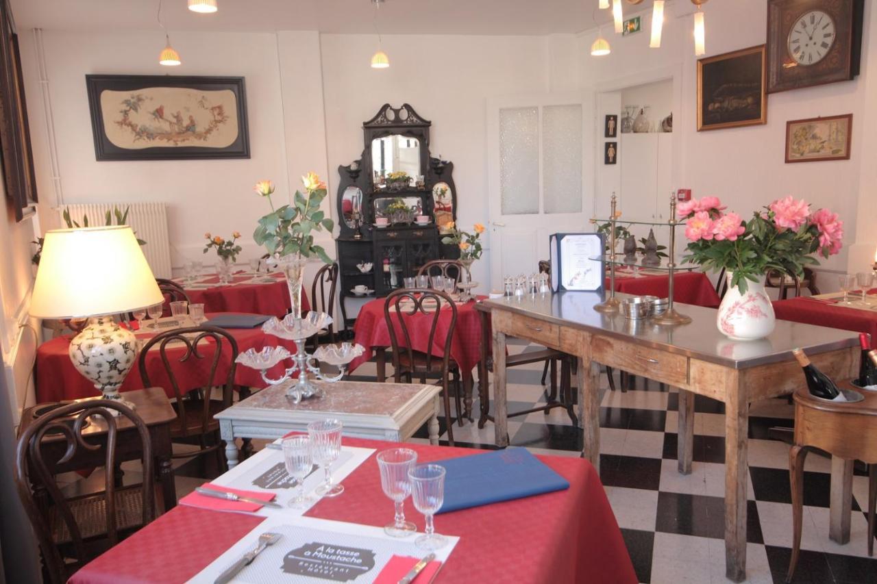 Hotel A La Tasse A Moustache Thonon-les-Bains Exteriér fotografie