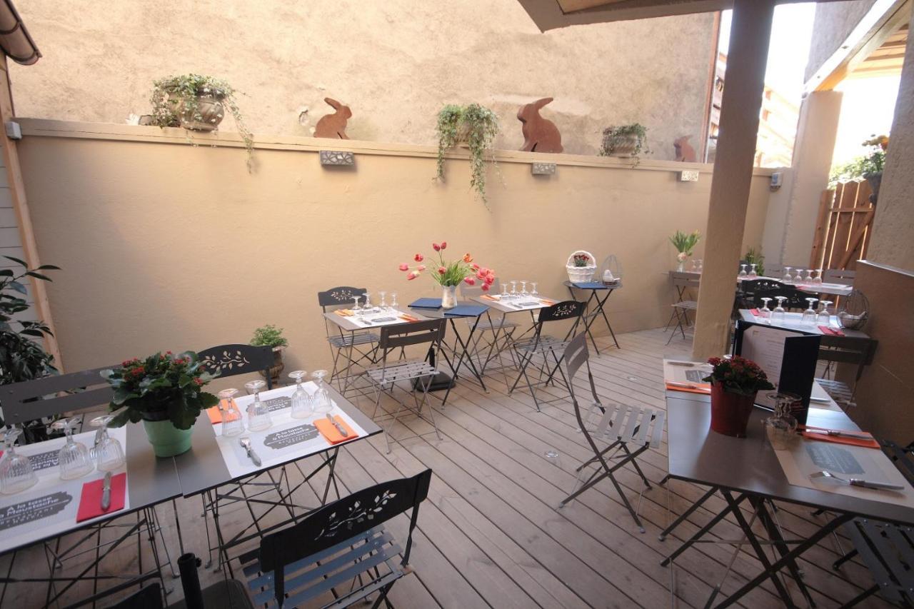 Hotel A La Tasse A Moustache Thonon-les-Bains Exteriér fotografie